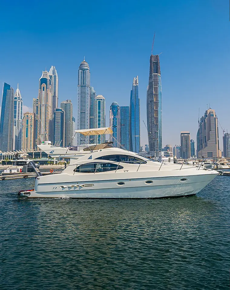 Dubai-Marina yacht wrapping